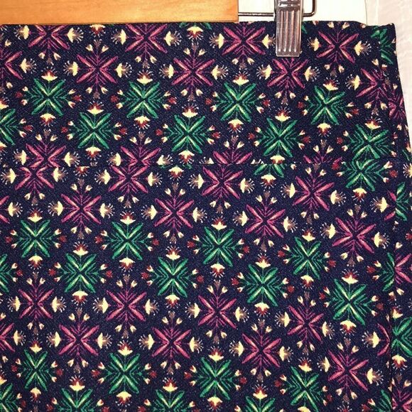 LuLaRoe XL Black Green Fuchsia Yellow Brown Stretch Cassie Pencil Skirt - Picture 4 of 9